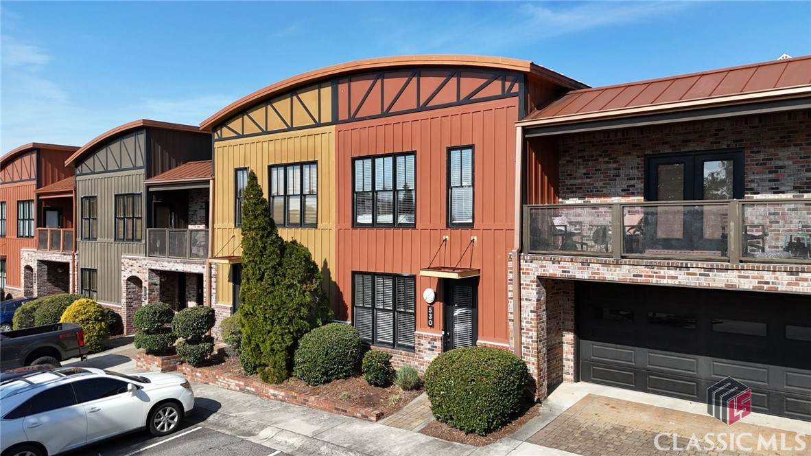 118 Ruth Drive - Photo 1