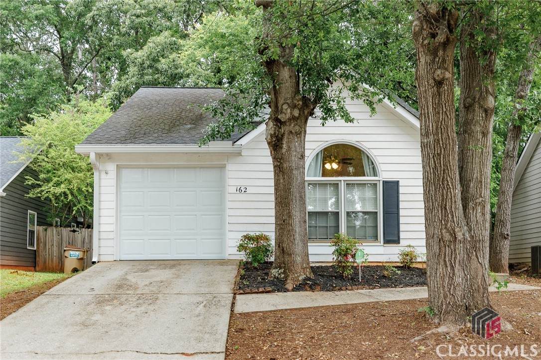 162 Wakefield Trace - Photo 1
