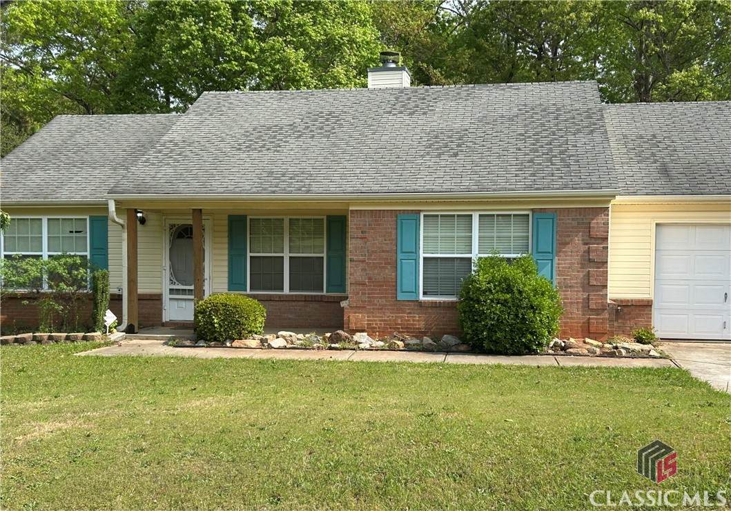 305 Bryant Drive - Photo 1