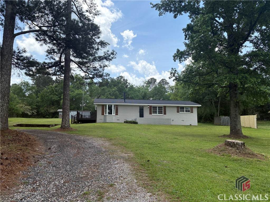 1030 Pioneer Circle - Photo 1