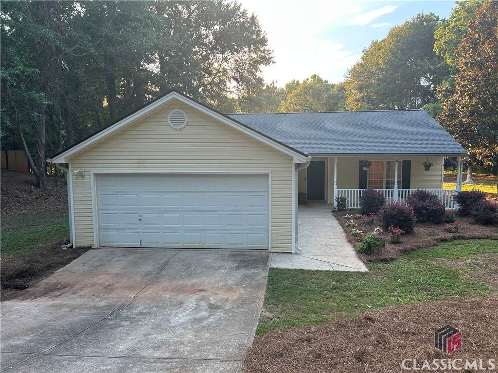 2003 Emerald Pointe Drive - Photo 1