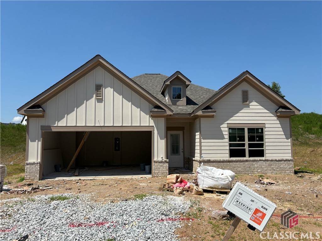 174 Greenview Court - Photo 1