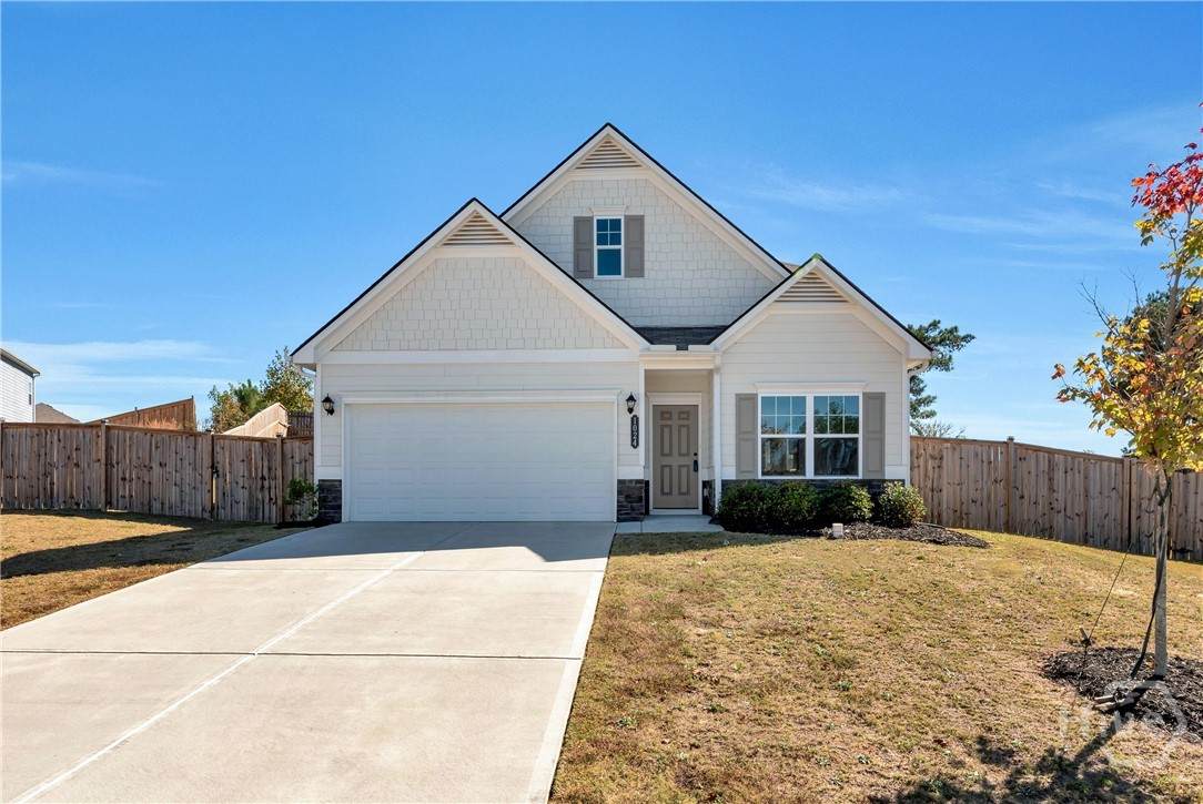 1024 Lyndhurst Lane - Photo 1