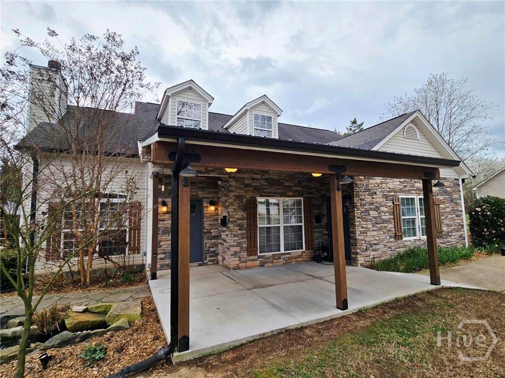 130 Shannons Place - Photo 1