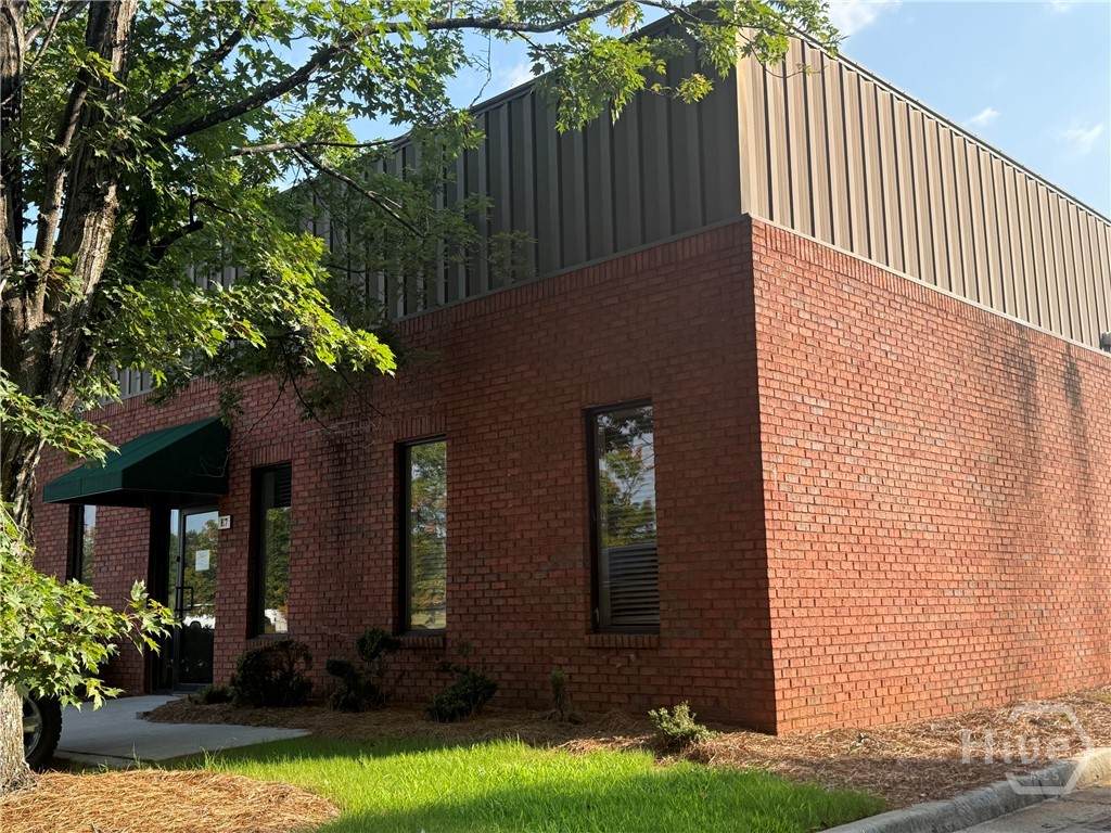 1071 Jamestown Boulevard - Photo 1