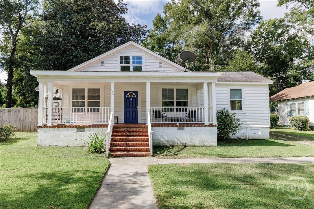 606 Bryan Avenue - Photo 1