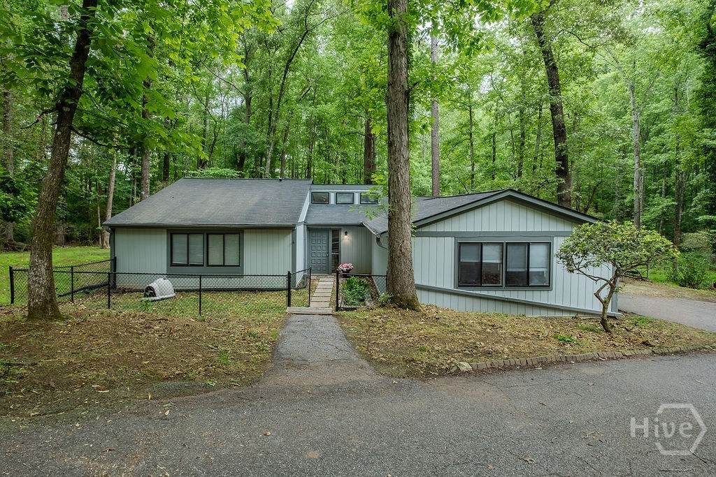 129 Mcduffie Drive - Photo 1