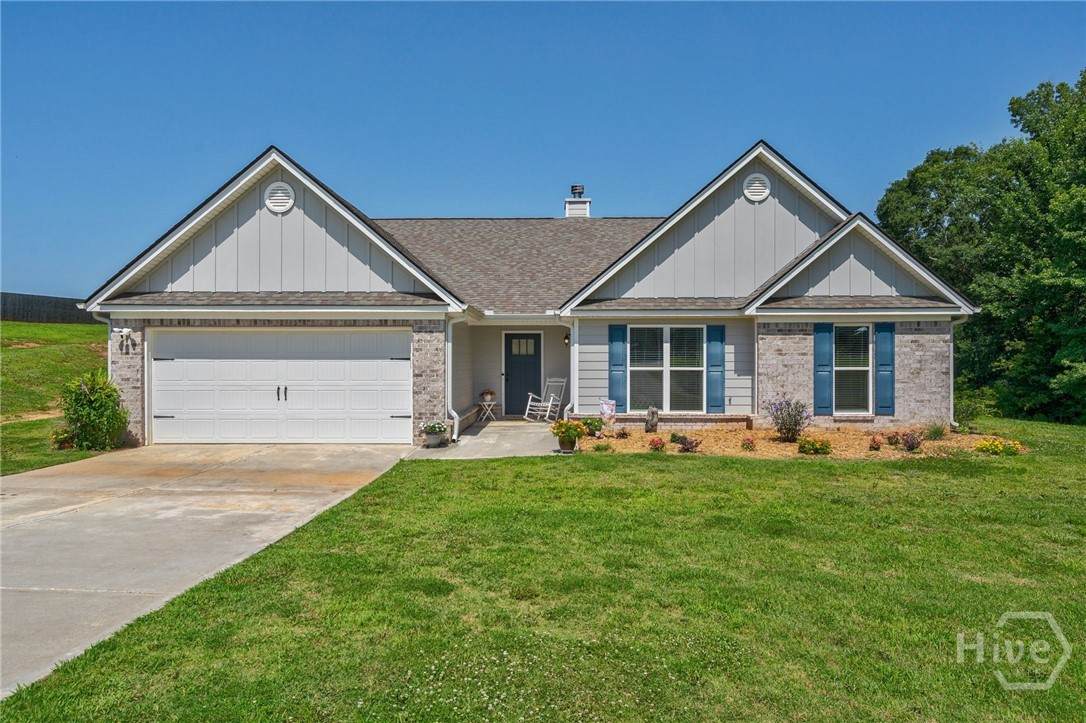 327 Skyview Drive - Photo 1