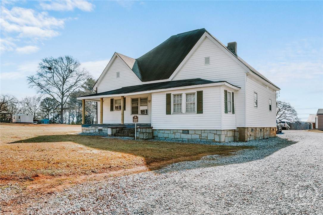 520 Park Avenue - Photo 1