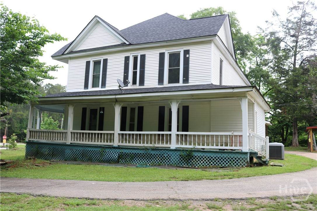 88 Railroad Avenue - Photo 1