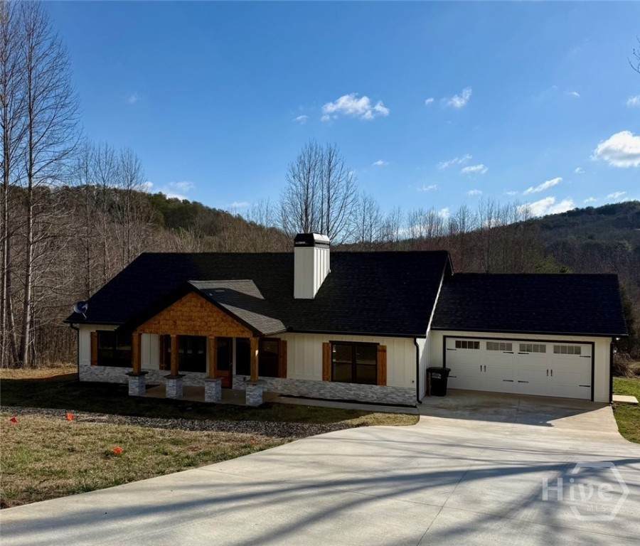 270 Meadow Crest Drive - Photo 1