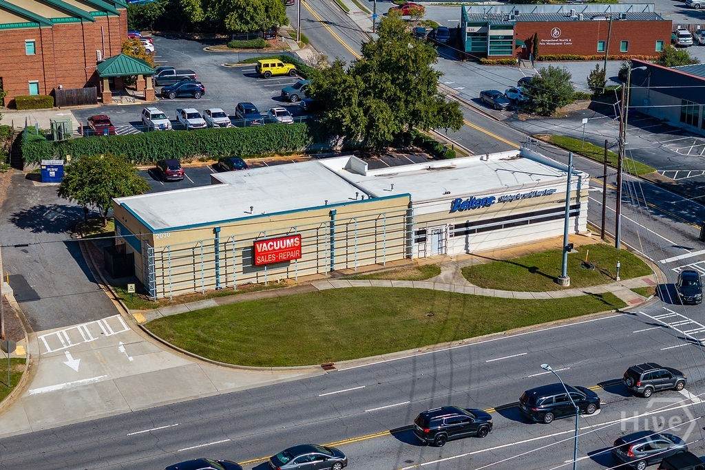 2000 Broad Street - Photo 1