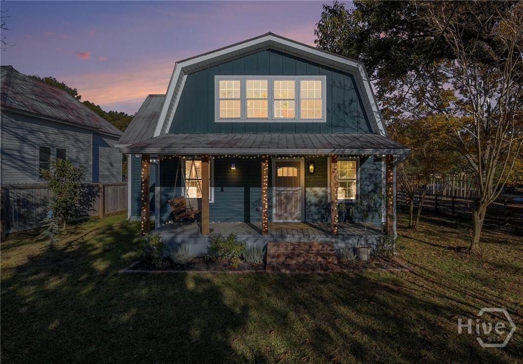 204 Maple Street - Photo 1