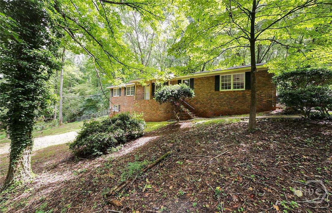 325 Segrest Circle - Photo 1