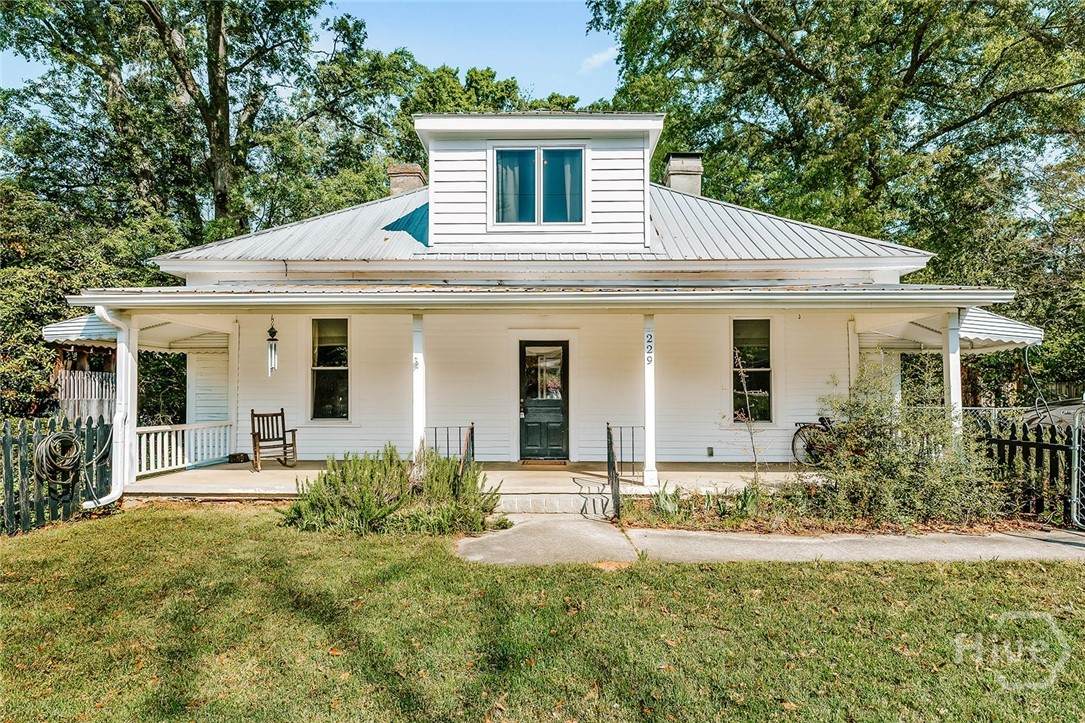 229 Spring Street - Photo 1