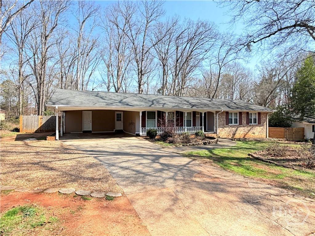 560 Greencrest Drive - Photo 1
