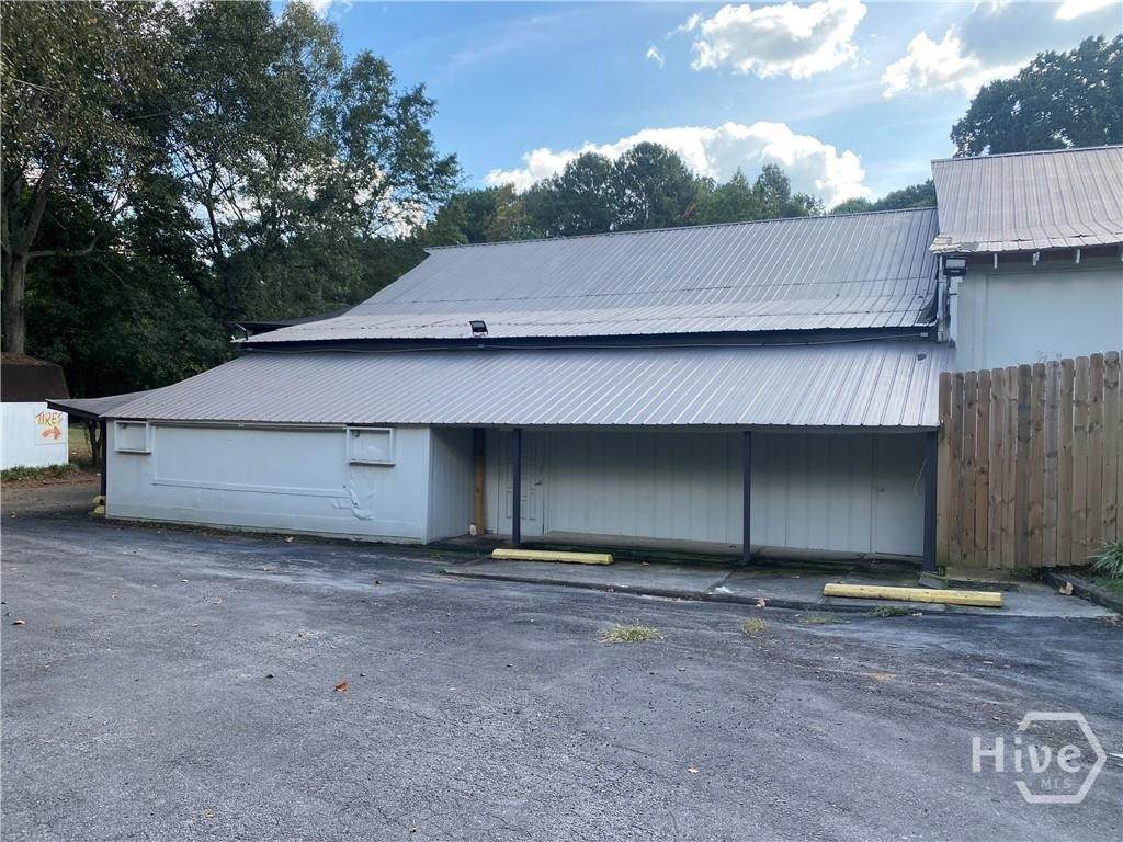 215 Tallassee Road - Photo 1