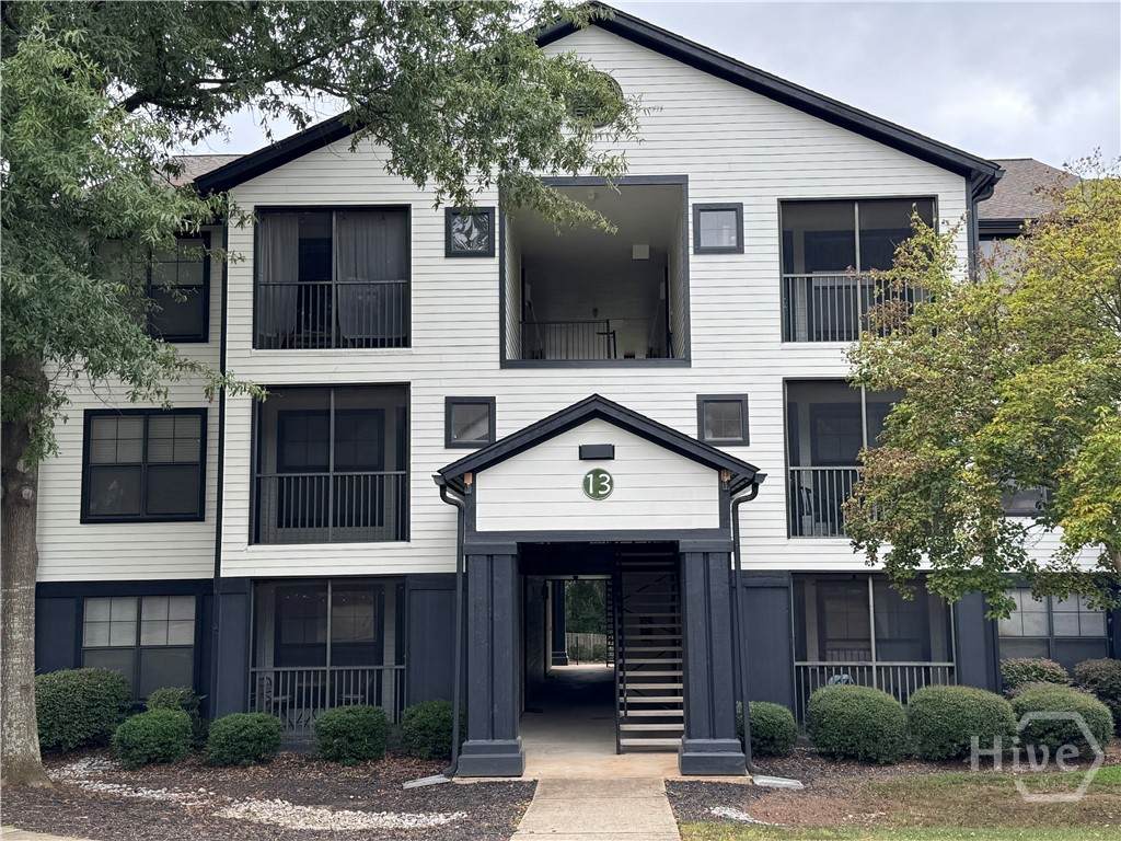 211 North Avenue - Photo 1