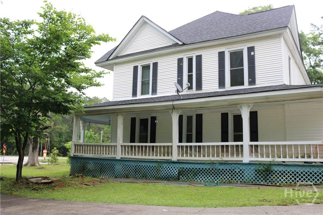 88 Railroad Avenue - Photo 1