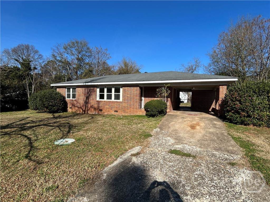  Address Not Published - Photo 1