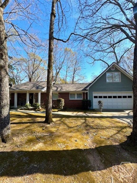  Address Not Published - Photo 1