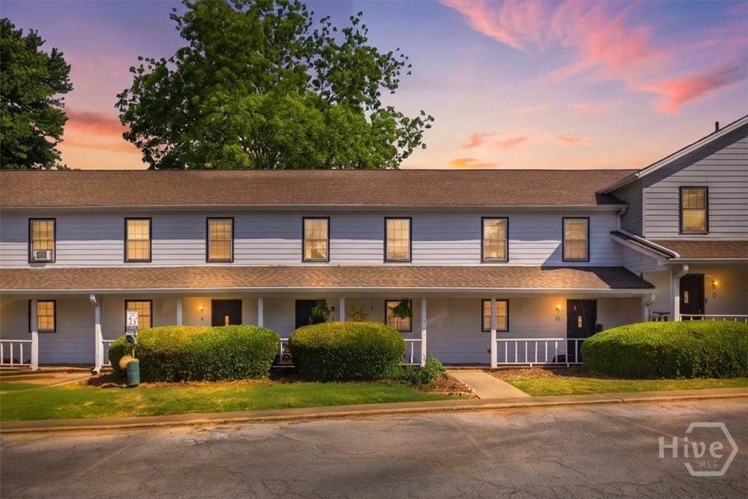 1909 Milledge Avenue - Photo 1