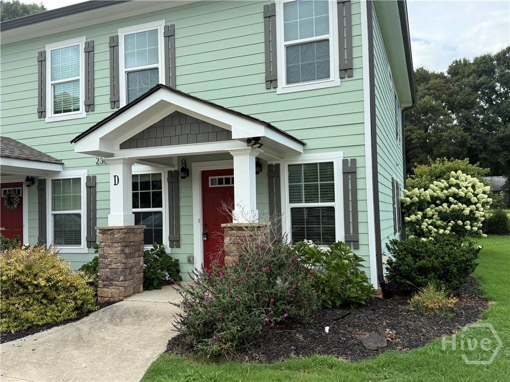 2363 Paoli - Photo 1