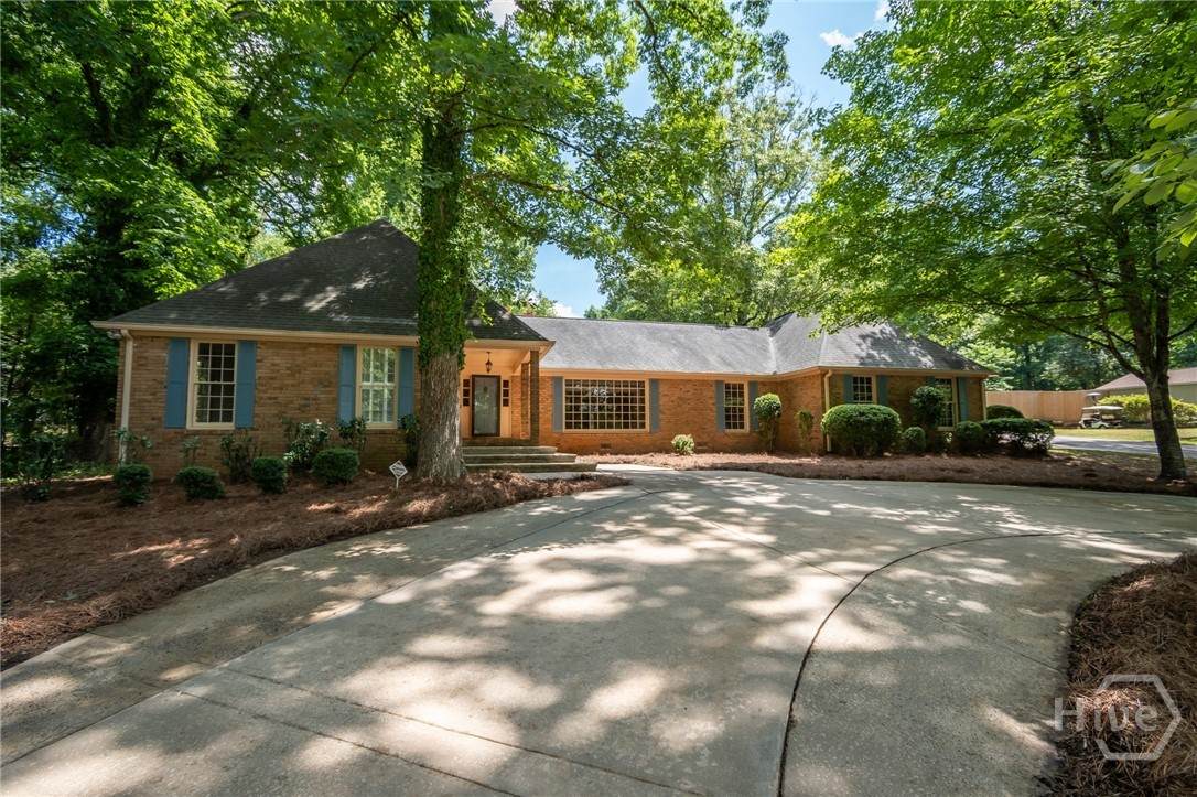 139 Lake Forest Drive - Photo 1