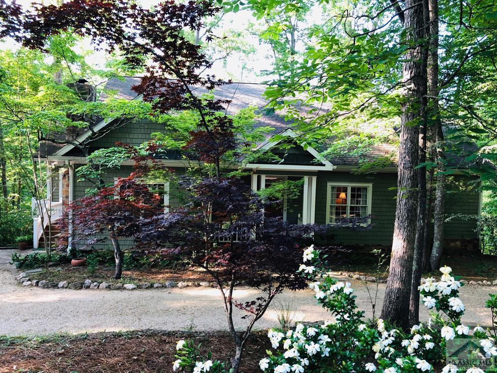 1140 Two Oaks Drive - Photo 1