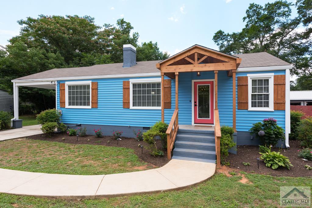 155 Sunset Drive - Photo 1