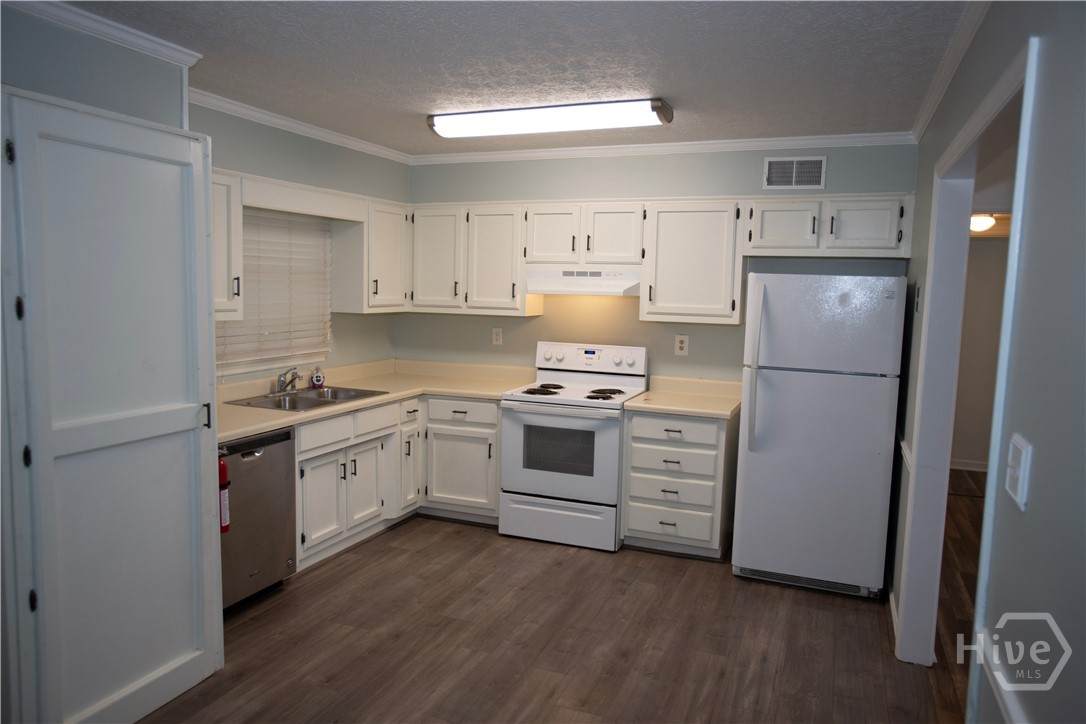 100 Barrington Drive - Photo 1