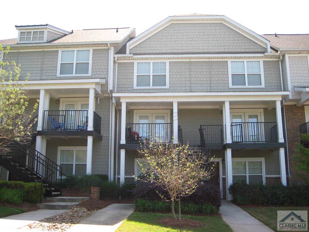 1035 Barnett Shoals Road - Photo 1