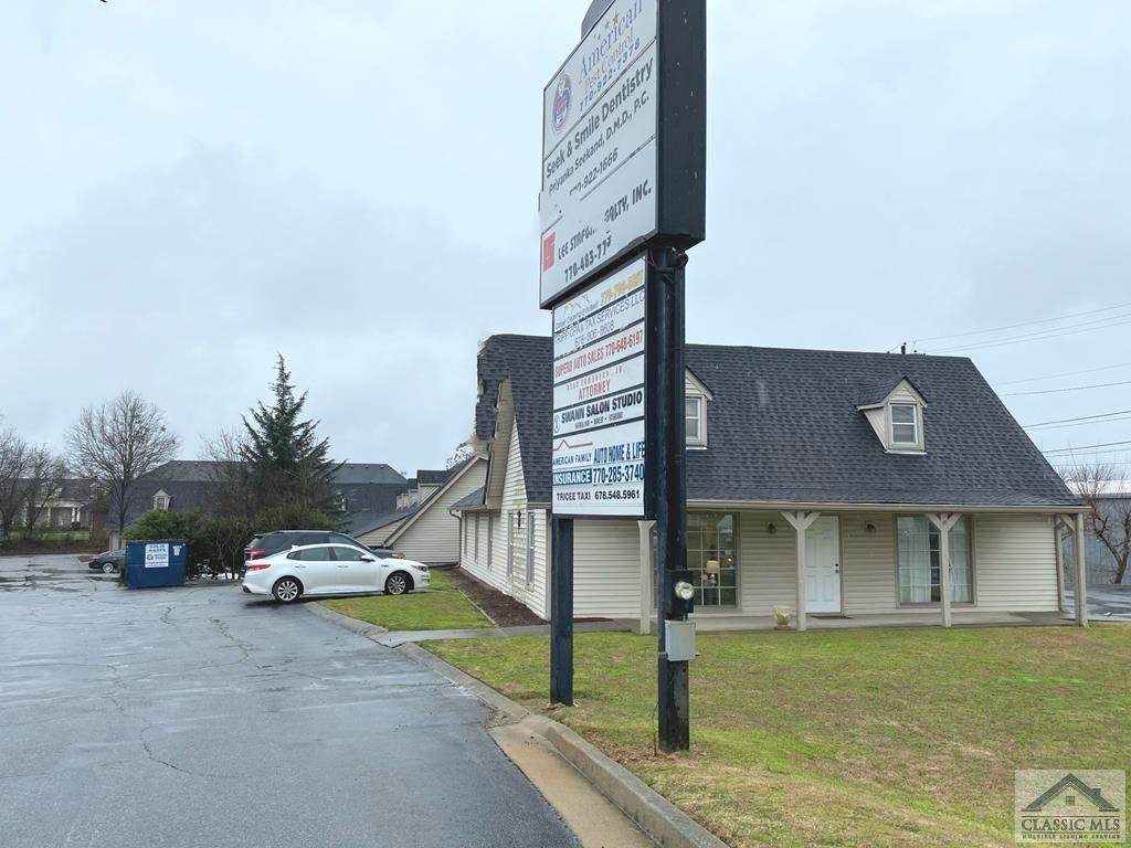 1000 Iris Drive - Photo 1