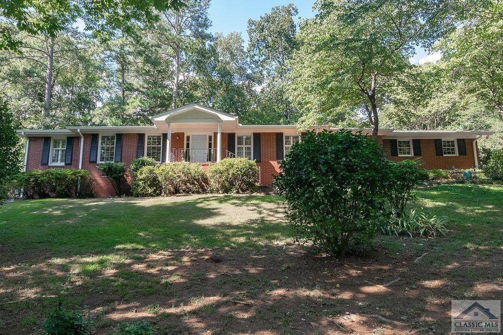 540 Westview Drive - Photo 1