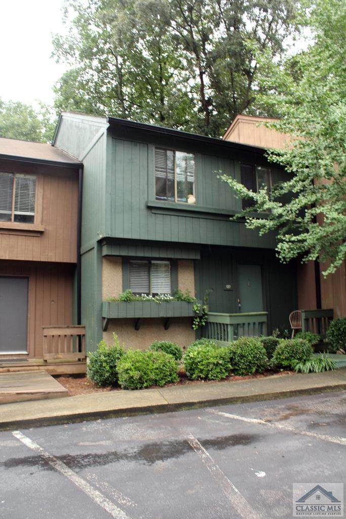 137 Fernbanks Court - Photo 1