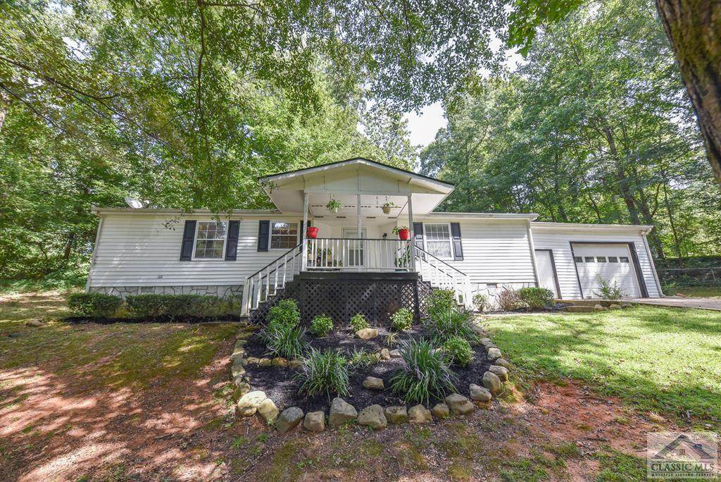 455 Rocky Drive - Photo 1