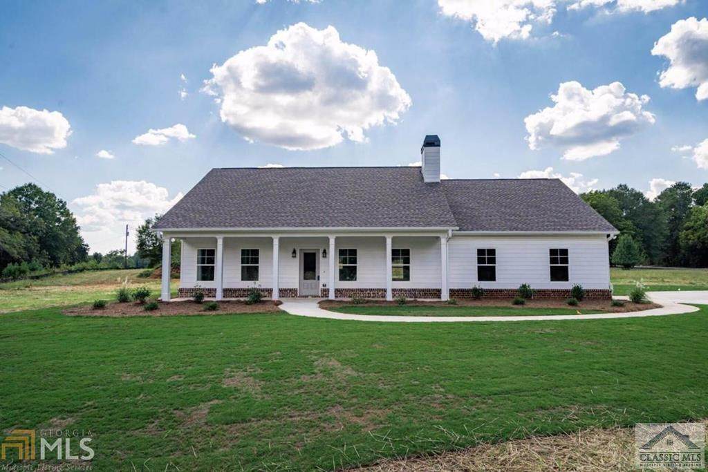2470 Sleepy Hollow Road - Photo 1