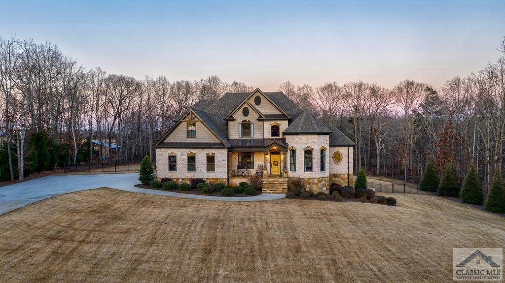 365 Stone Creek Drive - Photo 1