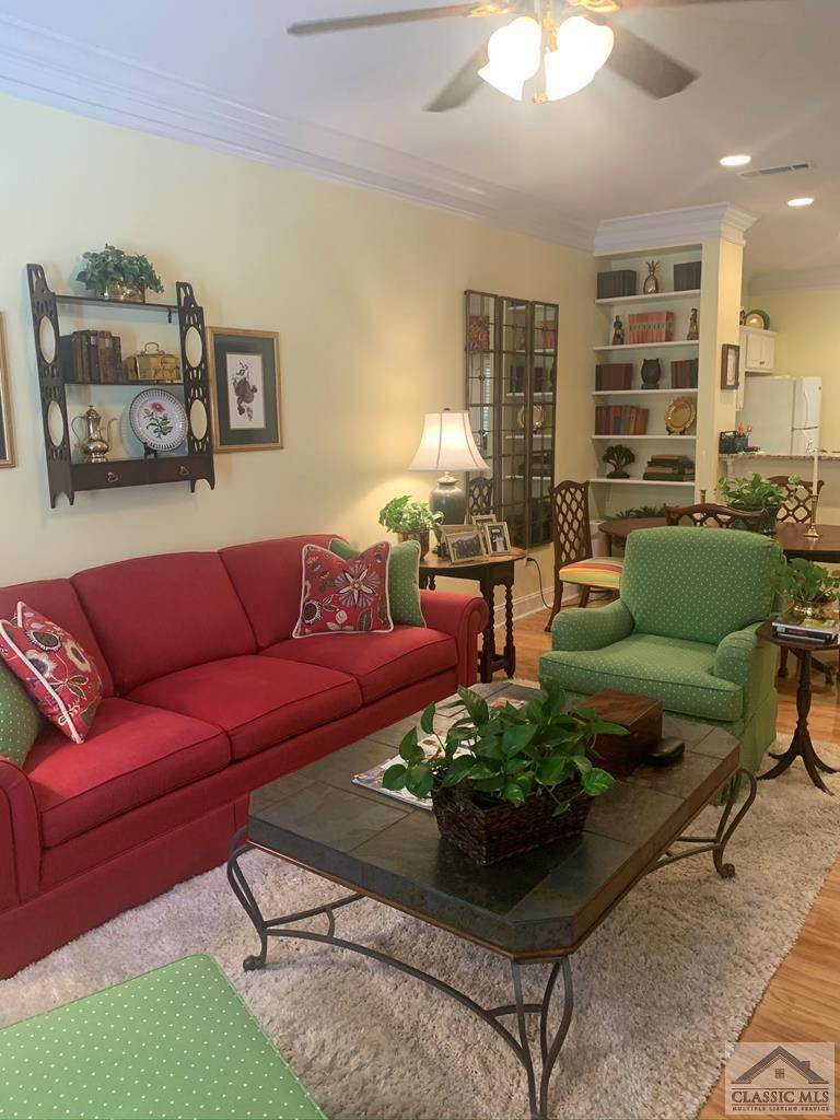 101 Woodlake - Photo 1
