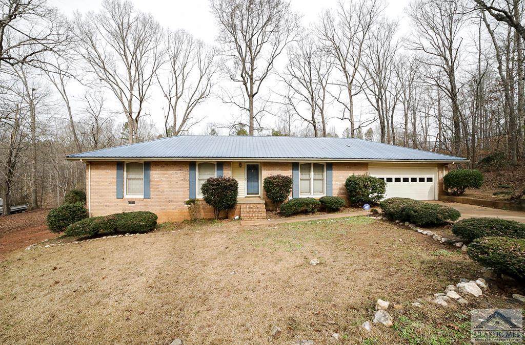 1374 Pine Hill Drive - Photo 1