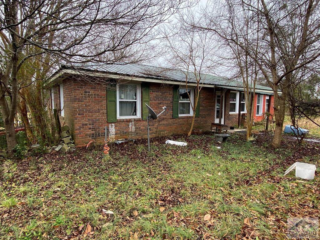 1554 Cromer Road - Photo 1