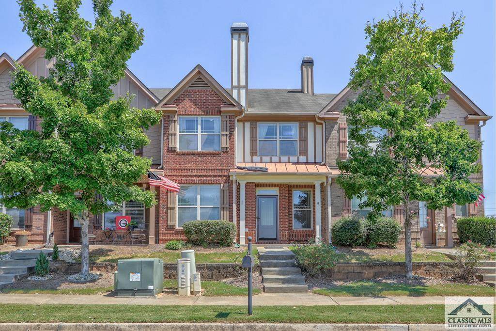 125 Red Maple Drive - Photo 1