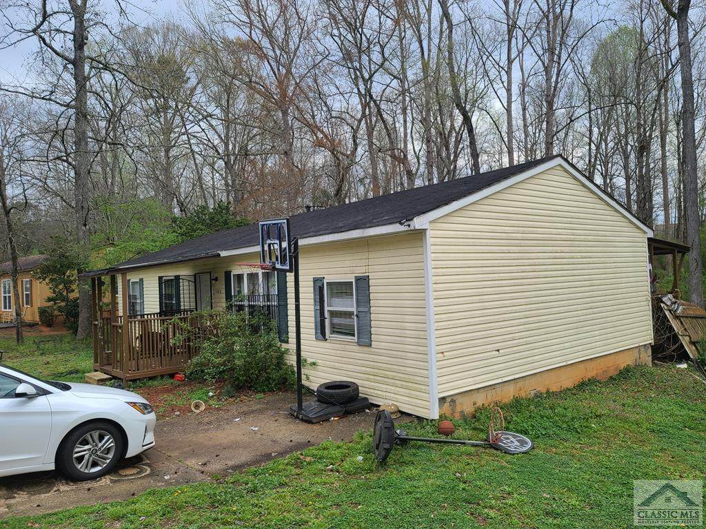 145 Sarsen Circle - Photo 1