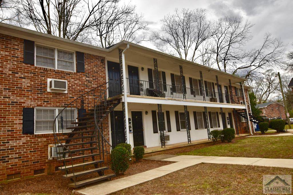 284 Bloomfield - Photo 1