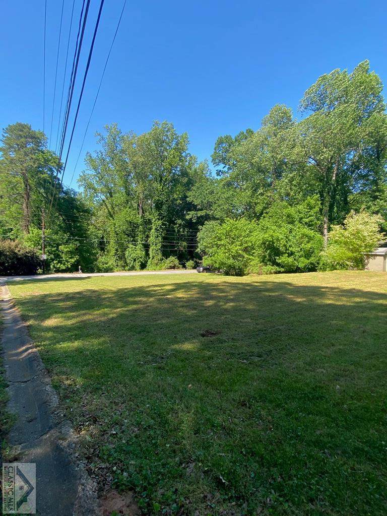 190 St James Drive - Photo 1