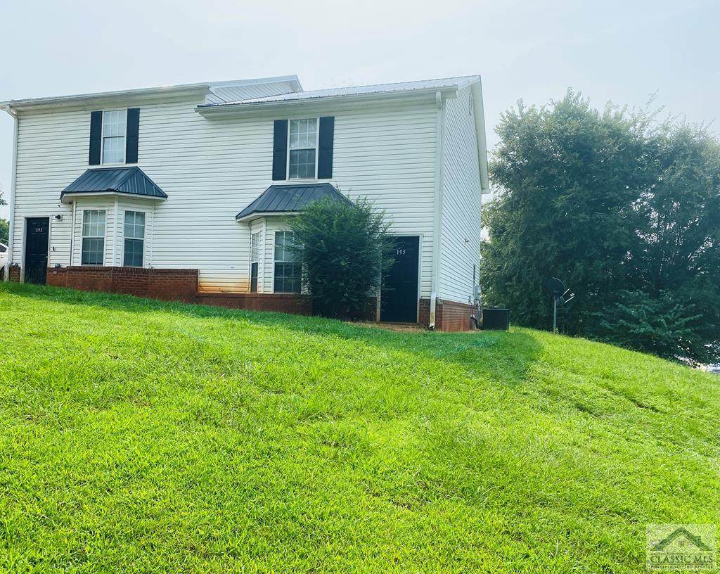 195 Westchester Circle - Photo 1