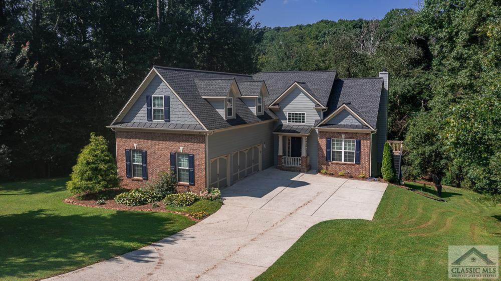 438 Vinings Court - Photo 1