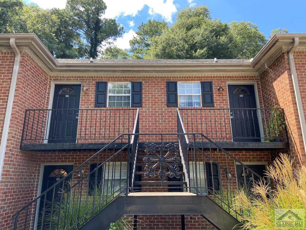 1055 Baxter Street - Photo 1