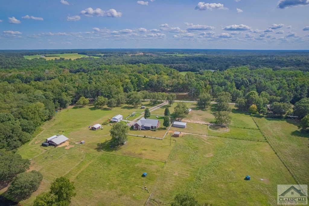 202 Beaverdam Road W - Photo 1