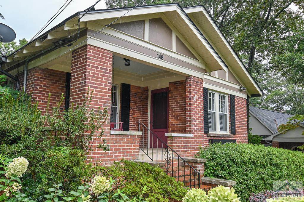 148 Morton Avenue - Photo 1